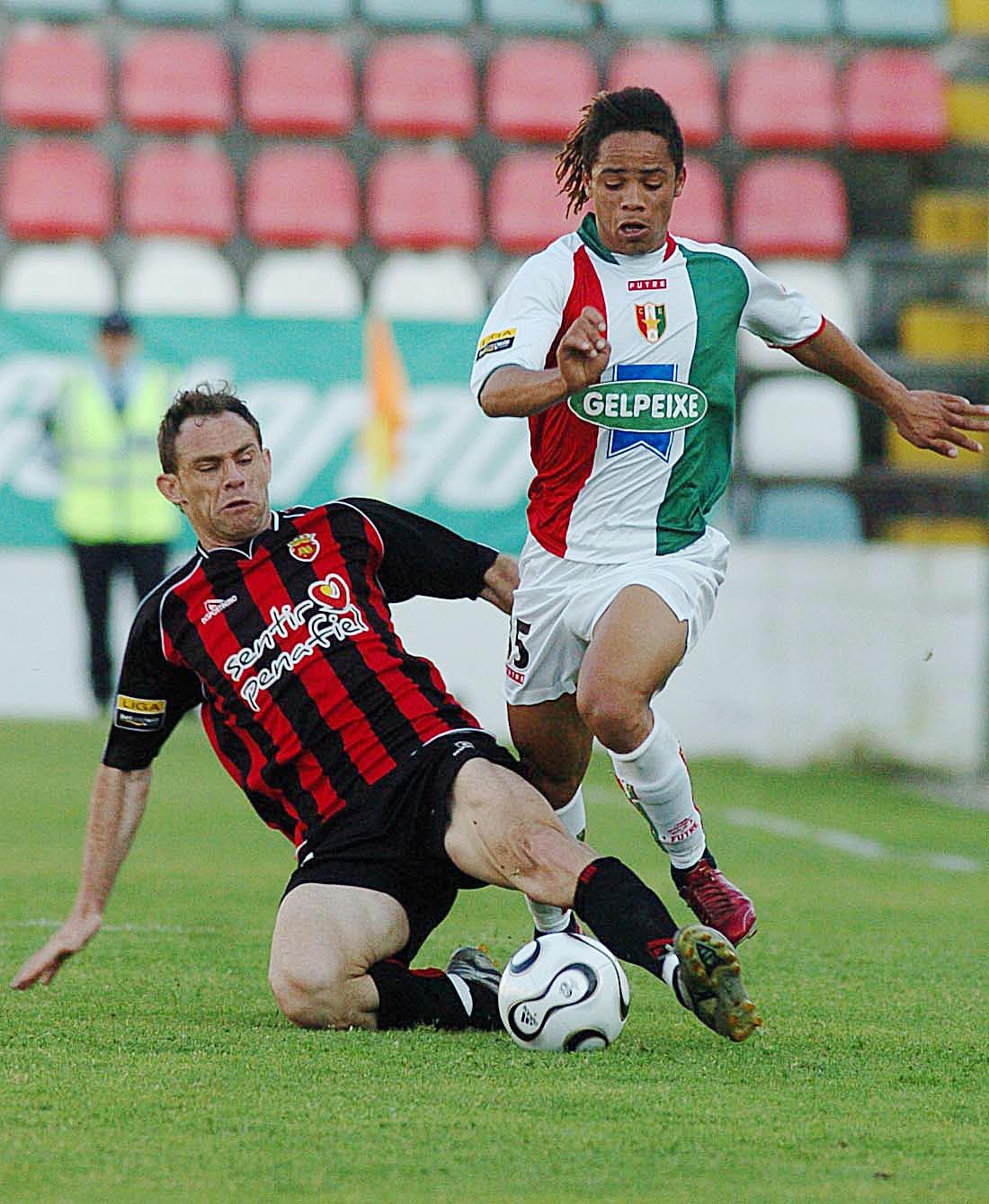 Manú fez 32 jogos pelo Estrela da Amadora, na época 2005/06 - Foto: A BOLA