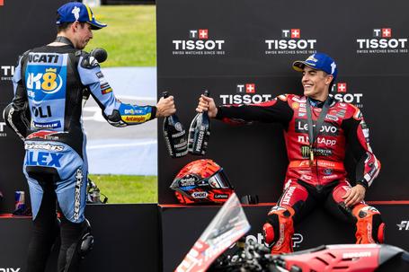 Marc Márquez cumpre objetivo, vence a 'sprint' em Sachsenring e aproxima-se da liderança