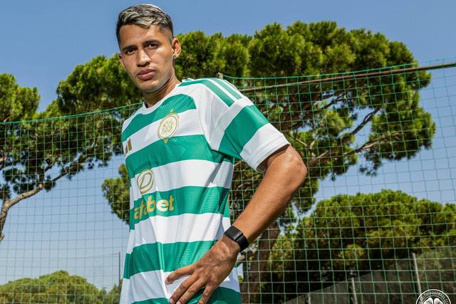 Camilo DUrán assinou até 2031 pelo Celtic. Foto: Celtic