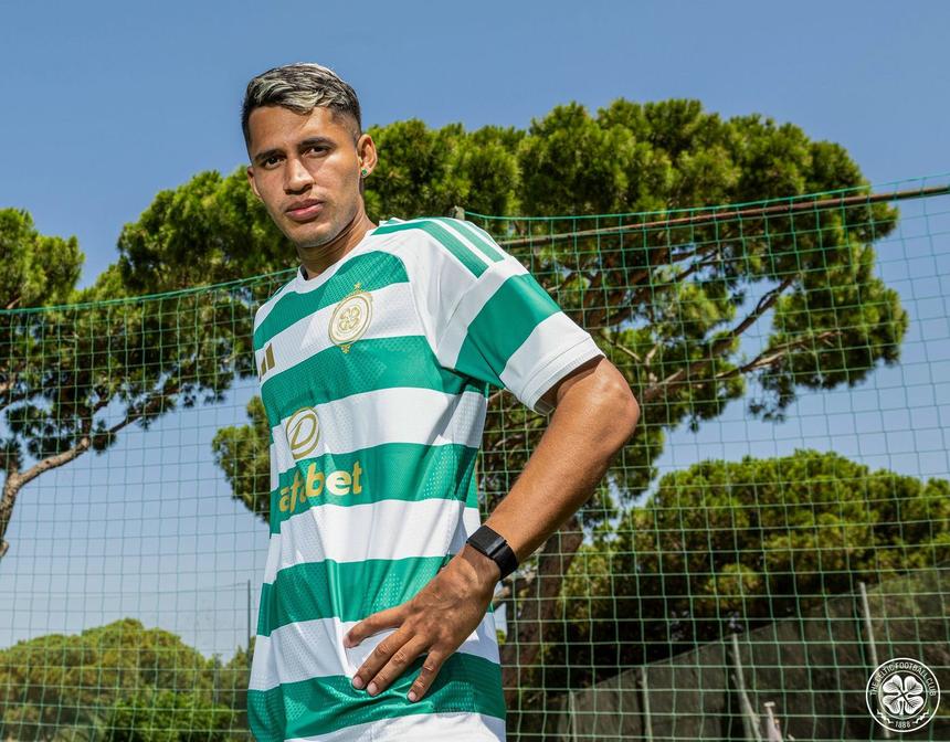 Camilo DUrán assinou até 2031 pelo Celtic. Foto: Celtic