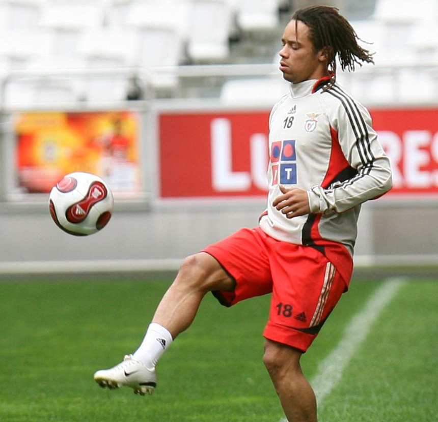 Manú ao serviço do Benfica, em 2007 - Foto: A BOLA