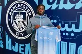 Monga assina até 2031 com o Man. City. Foto: Man. City