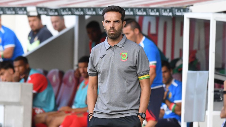 Ricardo Silva deixa comando do Paços de Ferreira e já tem sucessor