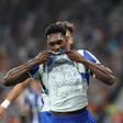 Vídeo: Samu sobe mais que toda a gente e faz o 2-0 para o FC Porto