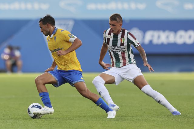 Pragmatismo tricolor gelou 'tiki-taka' canarinho a partir do banco (crónica)