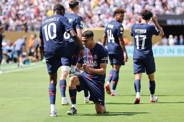 Dembélé e Hakimi festejam golo do PSG