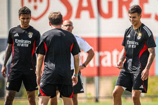 Benfica: boas notícias para Bruno Lage no último treino antes do Nice