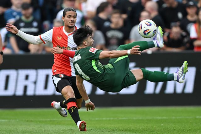 Mercado: Amoura está na lista do Benfica mas é alvo difícil