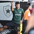Luis Suárez foi suplente utilizado no jogo com o E. Amadora - Foto: Miguel Nunes