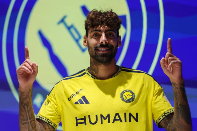 As novas cores de Samu Costa