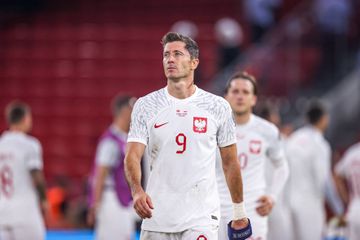 Lewandowski pede «novo capítulo» na seleção da Polónia