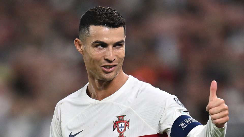 CR7 no apoio a Portugal: «Vamos equipa!»