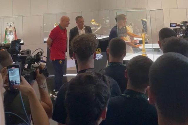 A taça já chegou a 'casa'