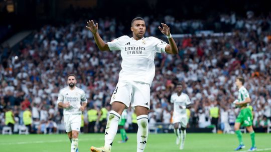 Mbappé alertado: «Quando corria mal ao Real Madrid, os olhares iam para Ronaldo»