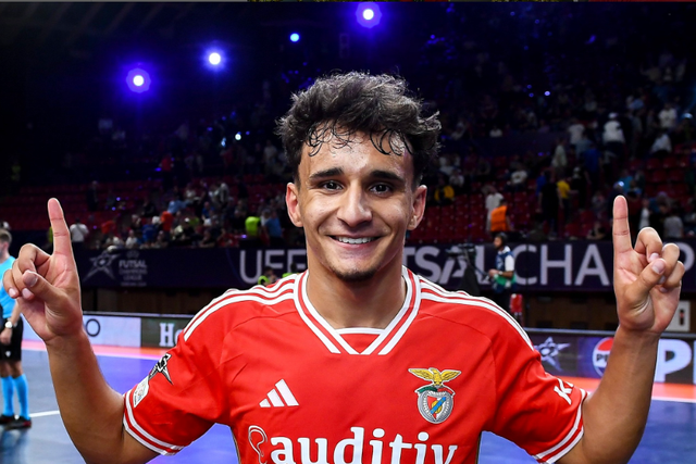 Jovem do Benfica nomeado para melhor do Mundo