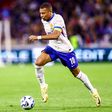 Braço de ferro com PSG: Mbappé recusa mediação da liga francesa