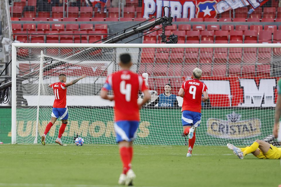 Falta de fair-play? O golo polémico no Chile-Bolívia