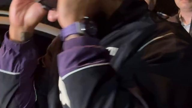 «Bem-vindo ao hospício»: Adeptos do Corinthians recebem Memphis em festa