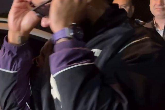 «Bem-vindo ao hospício»: Adeptos do Corinthians recebem Memphis em festa