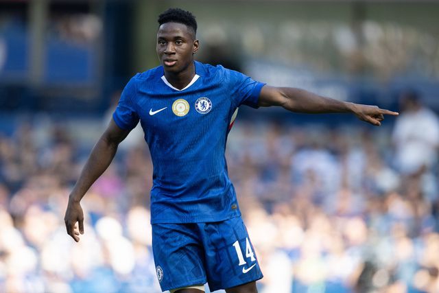 Dário Essugo ao serviço do Chelsea (IMAGO)