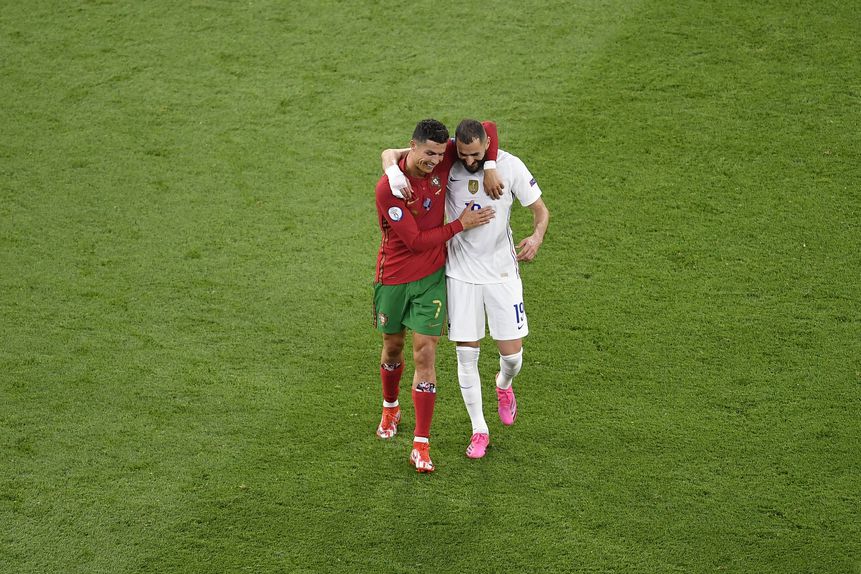 Cristiano Ronaldo e Karim Benzema, aqui adversários mas companheiros de equipa em Espanha, beneficiaram largamente do trabalho do Real Madrid TEC. Foto: Nur Photo/IMAGO