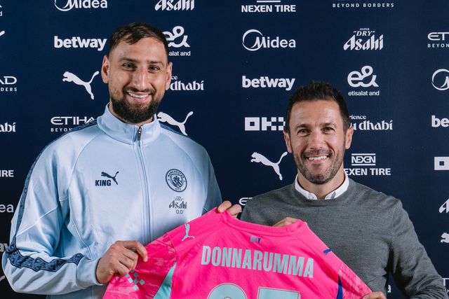Donnarumma vai vestir a camisola 25 na equipa de Guardiola - Foto: Manchester City FC
