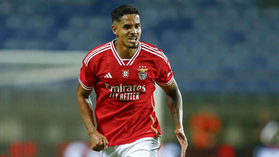 O preço do Benfica para libertar Lucas Veríssimo