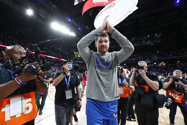 Luka Doncic: «Tirando a parte de não ter podido jogar, foi um dia especial»