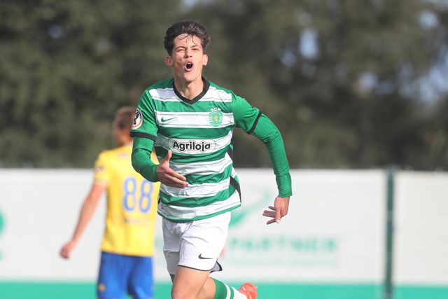 Dispensado do Benfica na linha de sucessão a Rodrigo Ribeiro no... Sporting