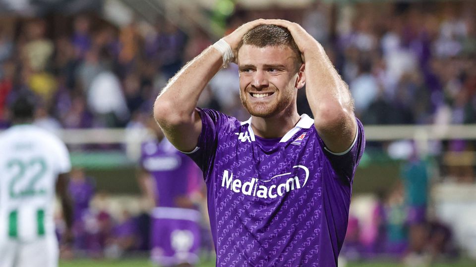 Substituto de Arthur Cabral na Fiorentina também ainda não marcou: «Estou a adaptar-me...»