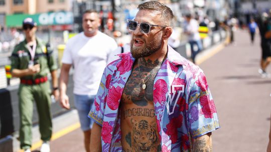 Conor McGregor apadrinha o espetáculo de boxe mais sangrento do Mundo