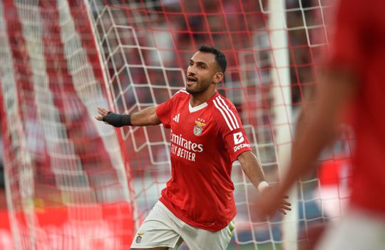 Benfica: «Momentos de glória à espera de Pavlidis!»