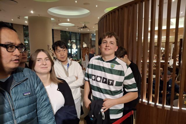 O jovem adepto com a camisola de Ronaldo no Sporting que fez 340 quilómetros para ver o craque