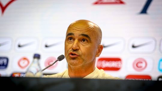 Roberto Martínez admite estreias: «Os jogadores novos estão preparados»