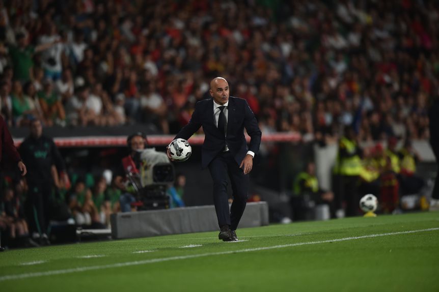 Roberto Martínez, selecionador nacional, no banco de Portugal - Foto: Miguel Nunes