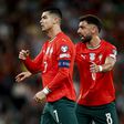 Cristiano Ronaldo e Bruno Fernandes no Portugal-Irlanda