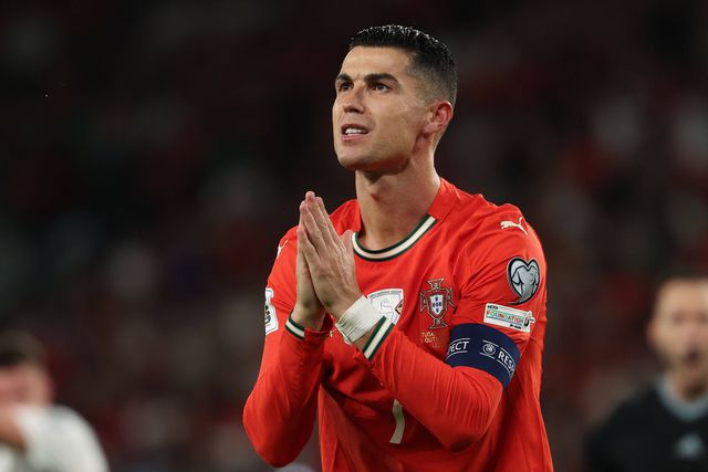 Cristiano Ronaldo após o penálti falhado pela Seleção frente à Irlanda