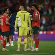 Bernardo Silva, Diogo Costa e Renato Veiga no final do jogo de Portugal frente à Irlanda - Foto: Miguel Nunes