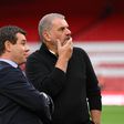 Ross Wilson e Ange Postecoglou no Nottingham Forest