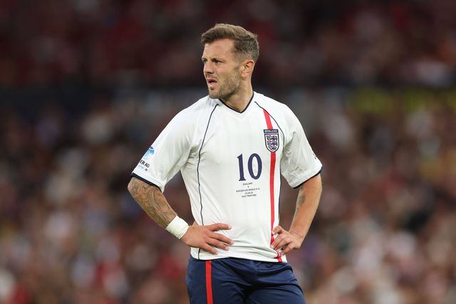 Clube que estava na Premier em 2024 pensa em Wilshere para treinador