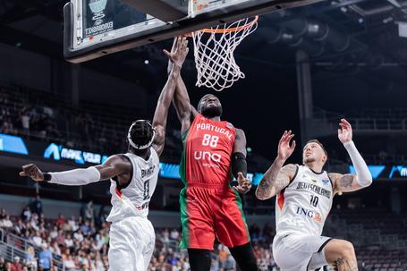O jogador Neemias Queta, jogador da Seleção Nacional de basquetebol, no Eurobasket 2025, onde Portugal participou. IMAGO