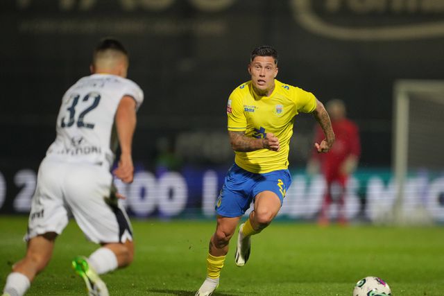 Cristo González, avançado espanhol que representou o Arouca