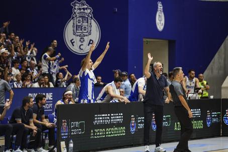 Fernando Sá, treinador de basquetebol do FC Porto (FPB)