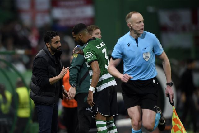 St. Juste espreita entrada num onze de gala do Sporting