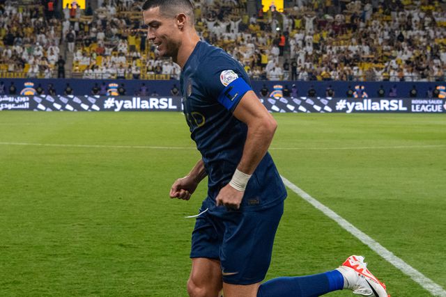 Cristiano Ronaldo agradece ofertas destas todos os dias (vídeo)