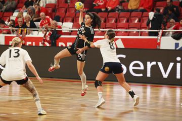 Andebol: Benfica e Madeira SAD vencem e têm uma mão nos oitavos da Taça Europa