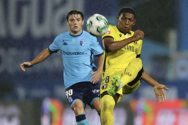 Trinta quilómetros separam Vizela e Famalicão, mas 11 metros apenas impediram triunfo dos vizelenses