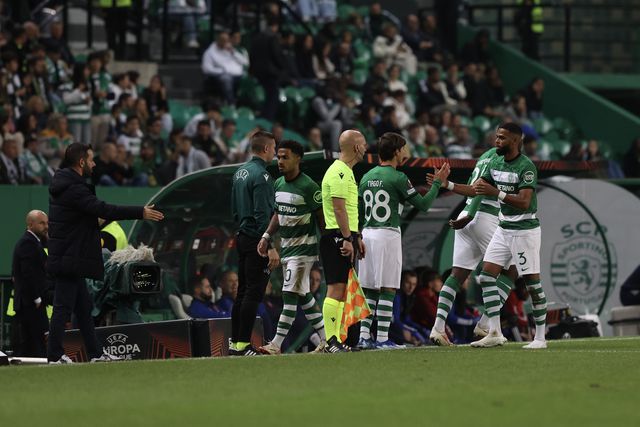 Confira a lista: Tiago Ferreira foi o 17.º da formação lançado por Amorim