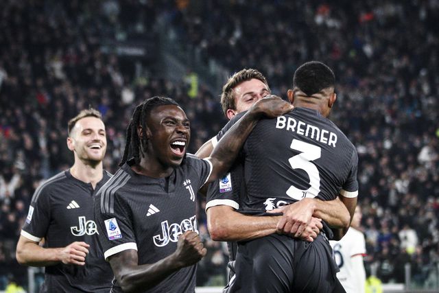 Juventus vence e sobe provisoriamente ao topo da Serie A