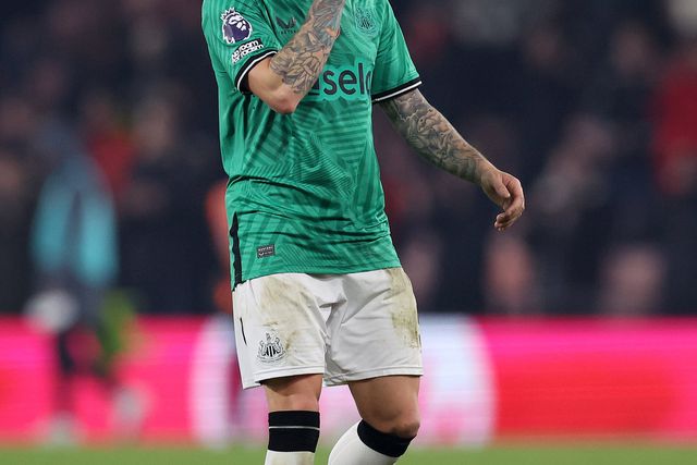 Trippier em discussão acesa com adepto: «Quantos lesionados temos nós?»